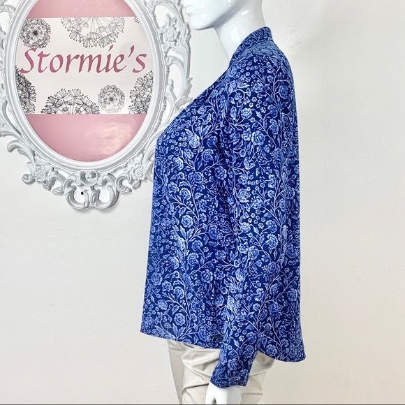 Tahari / Floral Blue White Long Sleeve - Picture 6 of 8